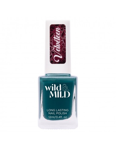 Esmalte de uñas Velveteen nacar mate. Evergreen velveteen